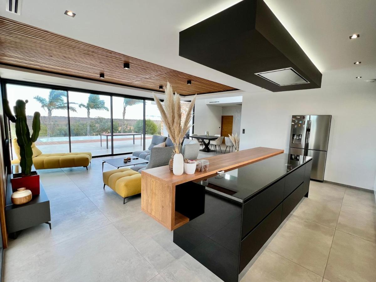 Villa D'Exception Avec Piscine A Debordement - Vue Panoramique Saint-Nazaire  Extérieur photo